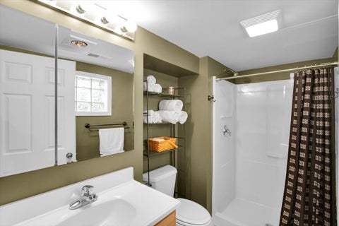 Tiny photo for 130 Lewis Court, St. Charles, IL 60174 (MLS # 12741858)
