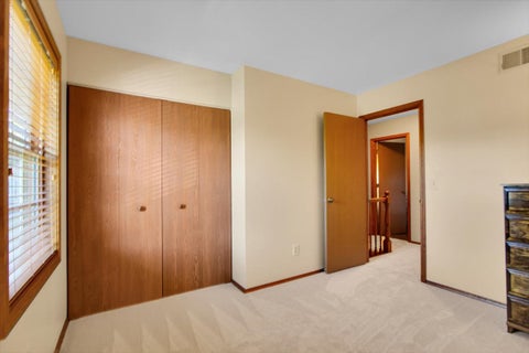 Tiny photo for 130 Lewis Court, St. Charles, IL 60174 (MLS # 12741858)