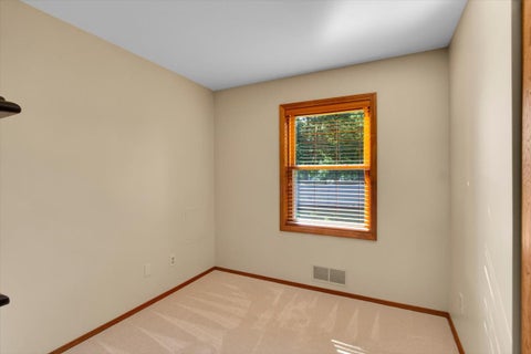 Tiny photo for 130 Lewis Court, St. Charles, IL 60174 (MLS # 12741858)