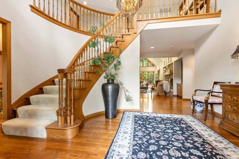 Tiny photo for 15 Shoreside Drive, South Barrington, IL 60010 (MLS # 12701926)
