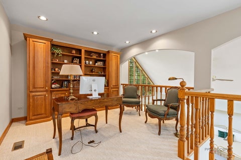 Tiny photo for 15 Shoreside Drive, South Barrington, IL 60010 (MLS # 12701926)