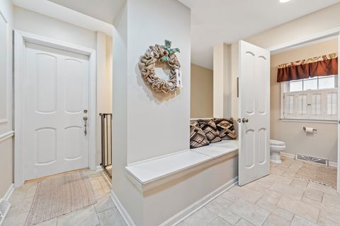 Tiny photo for 2245 Tanglewood Drive, Aurora, IL 60506 (MLS # 12600695)