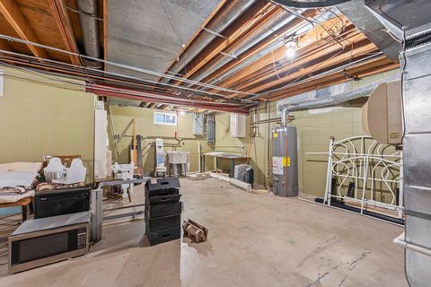 Tiny photo for 2245 Tanglewood Drive, Aurora, IL 60506 (MLS # 12600695)