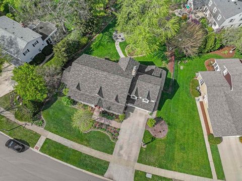Tiny photo for 2245 Tanglewood Drive, Aurora, IL 60506 (MLS # 12600695)