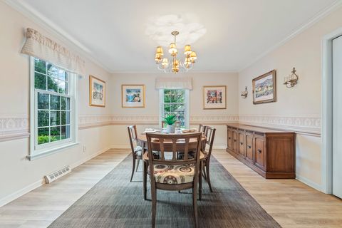 Tiny photo for 2245 Tanglewood Drive, Aurora, IL 60506 (MLS # 12600695)