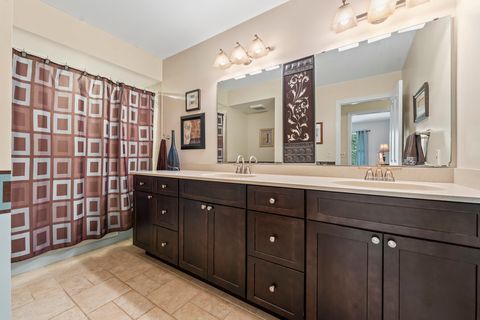 Tiny photo for 2245 Tanglewood Drive, Aurora, IL 60506 (MLS # 12600695)