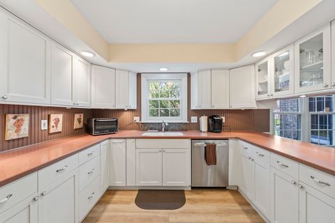 Tiny photo for 2245 Tanglewood Drive, Aurora, IL 60506 (MLS # 12600695)