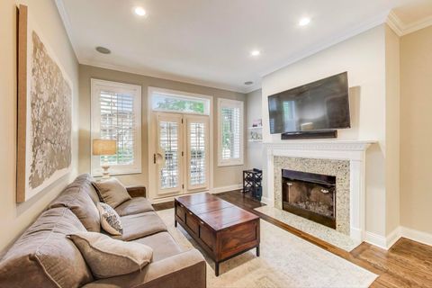 Tiny photo for 917 W Altgeld Street #1, Chicago, IL 60614 (MLS # 12487126)