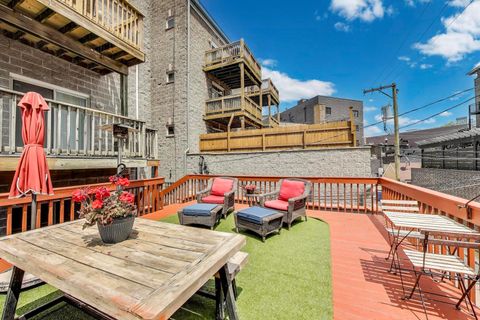 Tiny photo for 917 W Altgeld Street #1, Chicago, IL 60614 (MLS # 12487126)