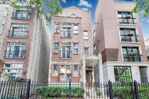 Photo of 917 W Altgeld Street #1, Chicago, IL 60614 (MLS # 12487126)