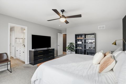 Tiny photo for 1229 Mariemont Road, Sugar Grove, IL 60554 (MLS # 12560761)