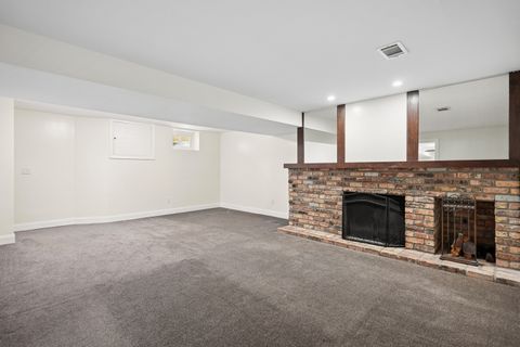 Tiny photo for 1929 Tanglefoot Lane, Bettendorf, IA 52722 (MLS # 12704031)