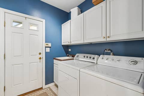 Tiny photo for 152 Ranney Avenue, Vernon Hills, IL 60061 (MLS # 12737024)