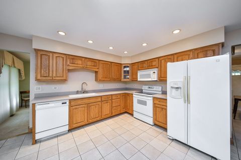 Tiny photo for 5N634 Lostview Lane, St. Charles, IL 60175 (MLS # 12447194)