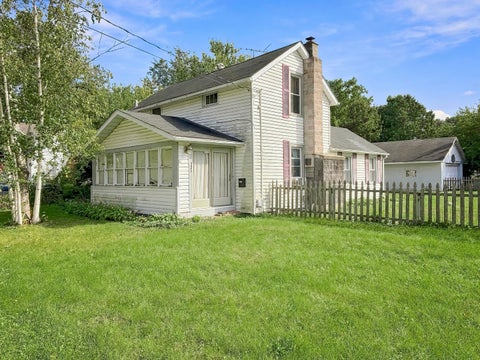 Photo of 321 N Cottage Street, Rockton, IL 61072 (MLS # 12768459)