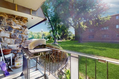 Tiny photo for 11104 O Gorman Drive #41B, Palos Hills, IL 60465 (MLS # 12696068)