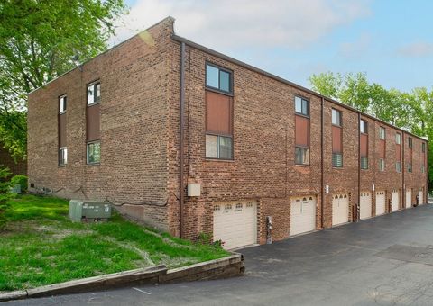 Tiny photo for 11104 O Gorman Drive #41B, Palos Hills, IL 60465 (MLS # 12696068)