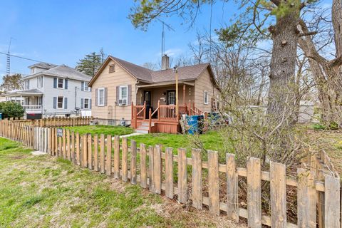 Tiny photo for 945 Stone Street, Kankakee, IL 60901 (MLS # 12330897)
