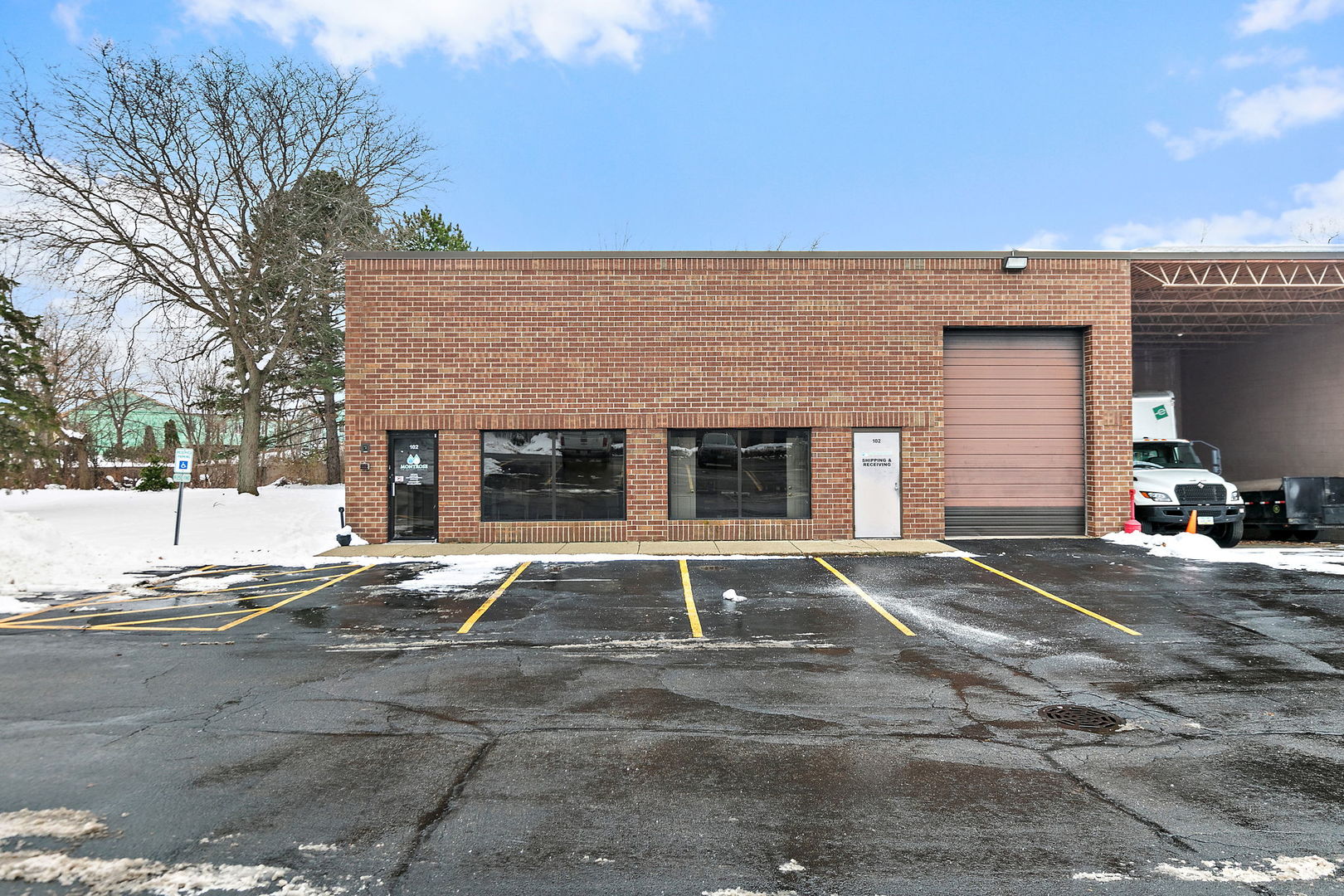 951 N Old Rand Road 102