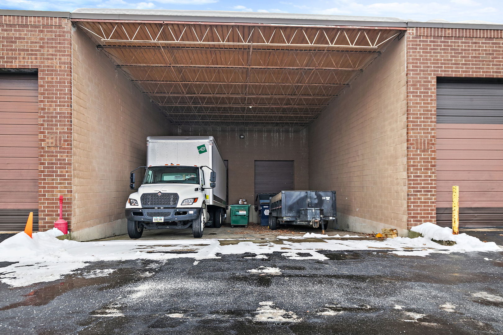 951 N Old Rand Road 102