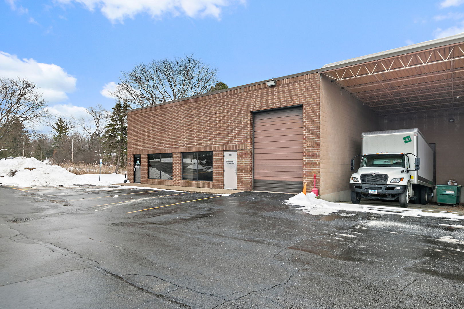 951 N Old Rand Road 102