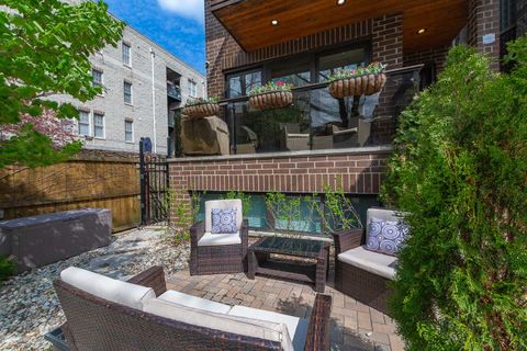Tiny photo for 3839 N Ashland Avenue #2, Chicago, IL 60613 (MLS # 12617501)