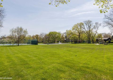 Tiny photo for 806 Wildwood Court, Oak Brook, IL 60523 (MLS # 12519324)