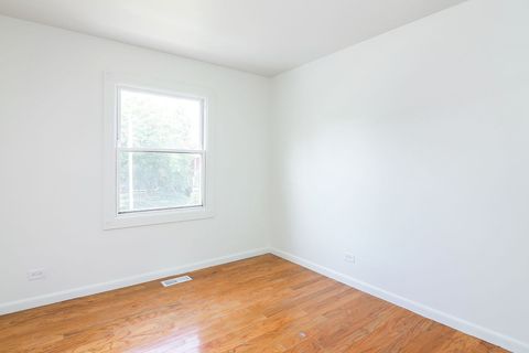 Tiny photo for 957 Grant Street, Bartlett, IL 60103 (MLS # 12455843)