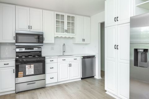 Tiny photo for 957 Grant Street, Bartlett, IL 60103 (MLS # 12455843)