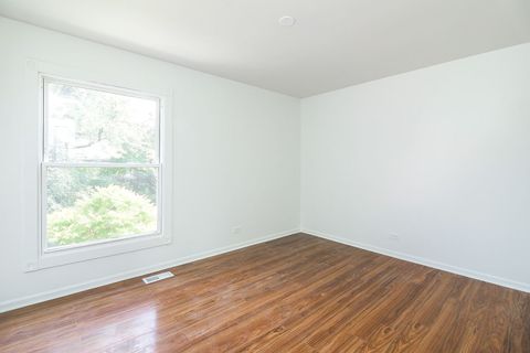 Tiny photo for 957 Grant Street, Bartlett, IL 60103 (MLS # 12455843)