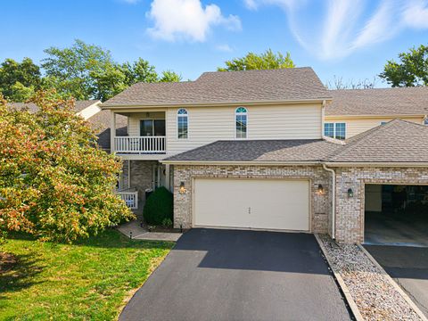 Photo of 1212 Bellevue Drive, DeKalb, IL 60115 (MLS # 12503176)