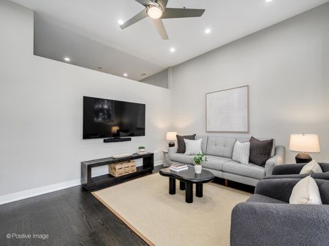 Tiny photo for 1802 S State Street #103, Chicago, IL 60616 (MLS # 12581516)