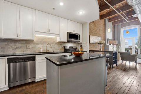 Tiny photo for 1632 S Indiana Avenue #409, Chicago, IL 60616 (MLS # 12491371)