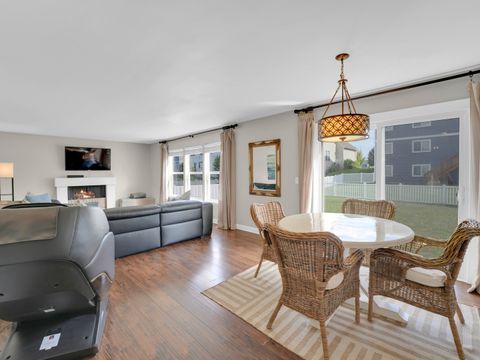 Tiny photo for 909 Forestview Way, Antioch, IL 60002 (MLS # 12455094)