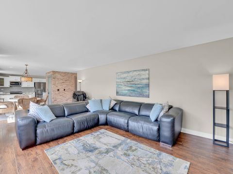 Tiny photo for 909 Forestview Way, Antioch, IL 60002 (MLS # 12455094)