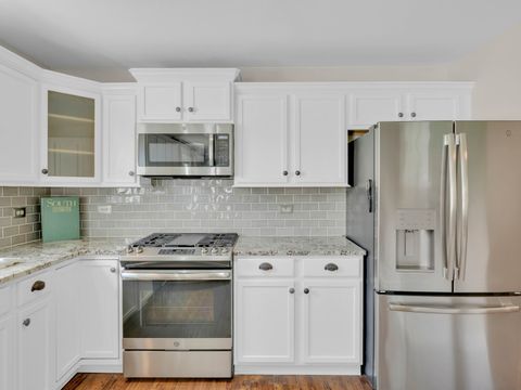 Tiny photo for 909 Forestview Way, Antioch, IL 60002 (MLS # 12455094)