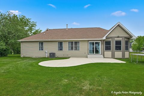 Tiny photo for Woodstock, IL 60098 (MLS # 12650024)