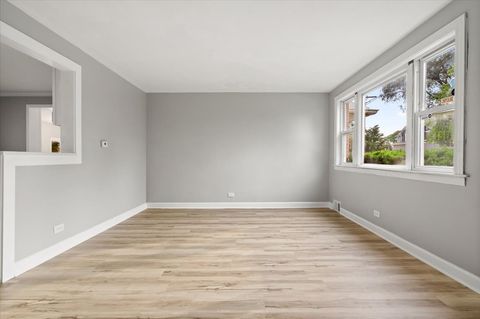 Tiny photo for 3923 Madison Avenue, Brookfield, IL 60513 (MLS # 12481323)