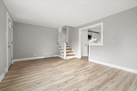 Tiny photo for 3923 Madison Avenue, Brookfield, IL 60513 (MLS # 12481323)