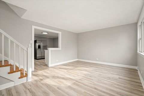 Tiny photo for 3923 Madison Avenue, Brookfield, IL 60513 (MLS # 12481323)