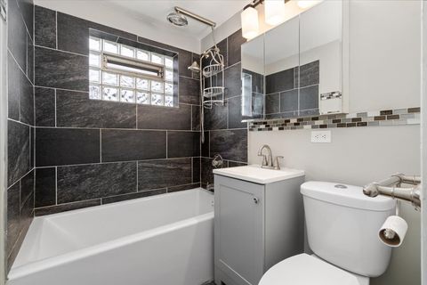 Tiny photo for 3923 Madison Avenue, Brookfield, IL 60513 (MLS # 12481323)