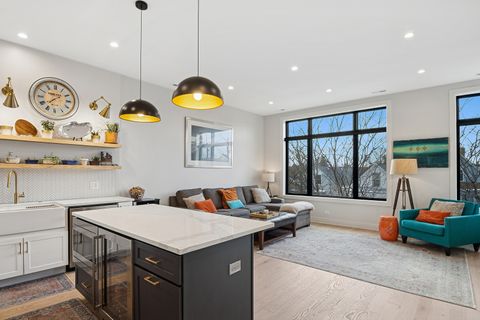 Tiny photo for 3139 N Central Park Avenue #3, Chicago, IL 60618 (MLS # 12555461)