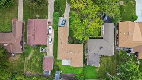 Tiny photo for 9628 Keystone Avenue, Skokie, IL 60076 (MLS # 12490582)