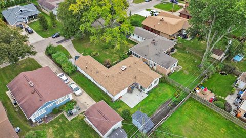 Tiny photo for 9628 Keystone Avenue, Skokie, IL 60076 (MLS # 12490582)