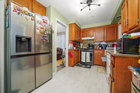 Tiny photo for 9628 Keystone Avenue, Skokie, IL 60076 (MLS # 12490582)