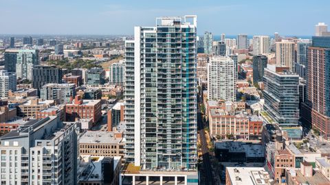 Photo of 303 W OHIO Street #2202, Chicago, IL 60654 (MLS # 12460371)