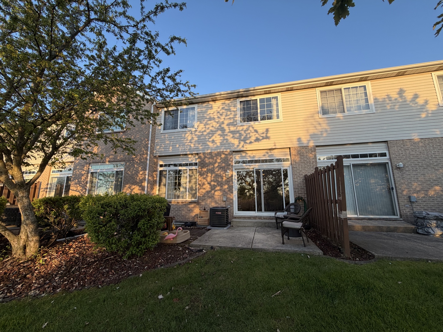 Properties 2 18251 Kirby Drive 1