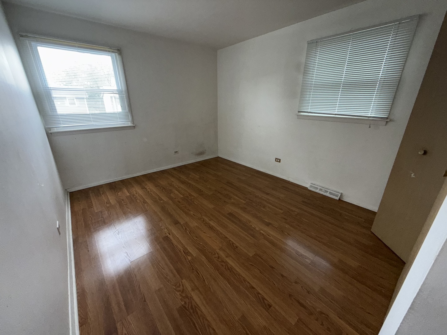 3325 Laurel Lane