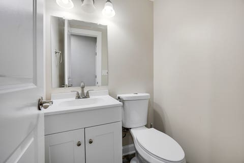 Tiny photo for 1715 W Thome Avenue, Chicago, IL 60660 (MLS # 12729876)