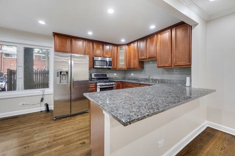 Tiny photo for 1715 W Thome Avenue, Chicago, IL 60660 (MLS # 12729876)